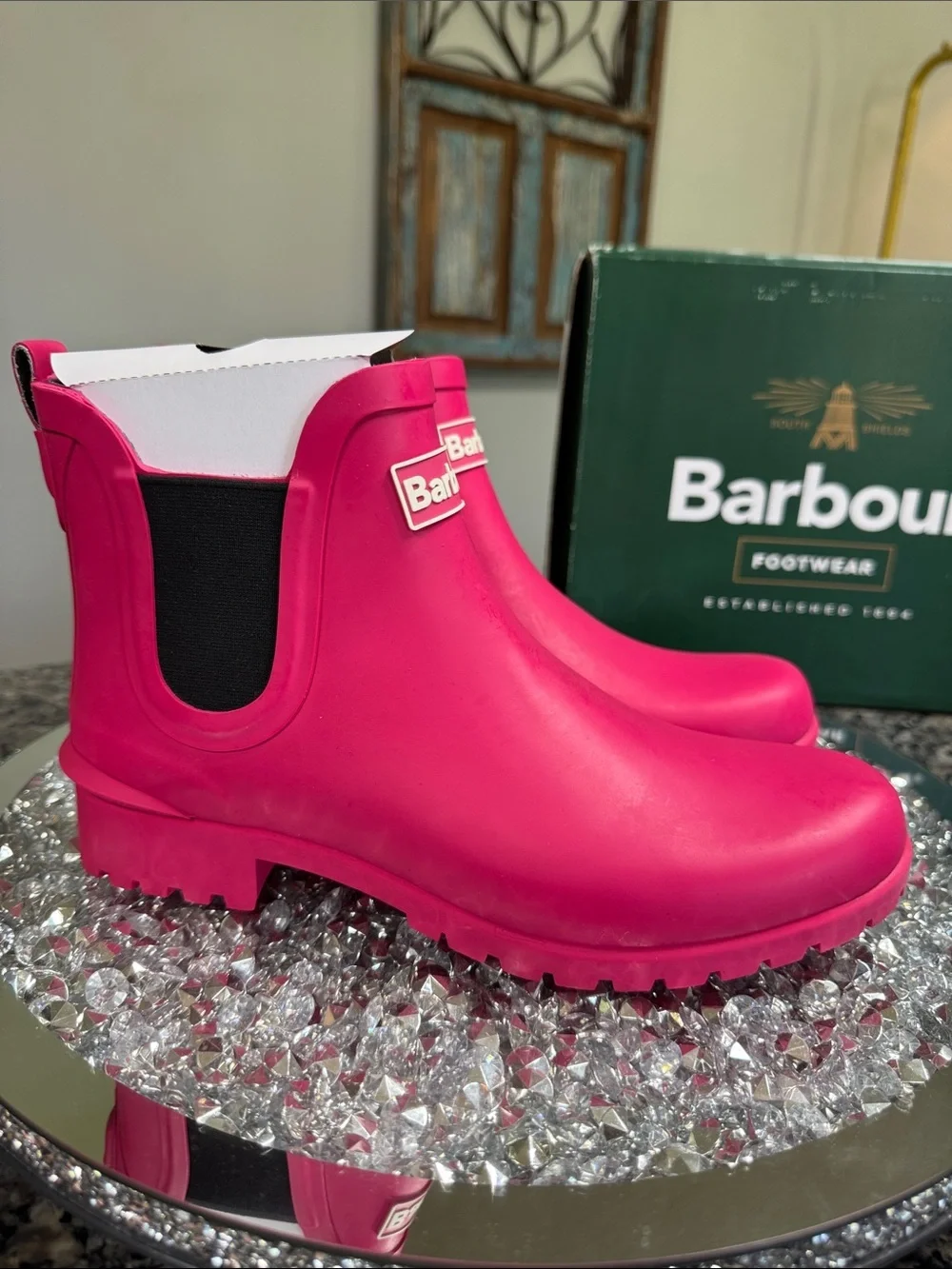 Barbour Bright Pink Chelsea ankle Rain Boots MEW 8